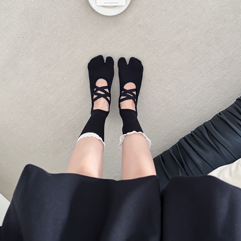 Kaus Kaki Yoga dengan Hiasan R - Pilates Yoga Ballet ulasan dan harga