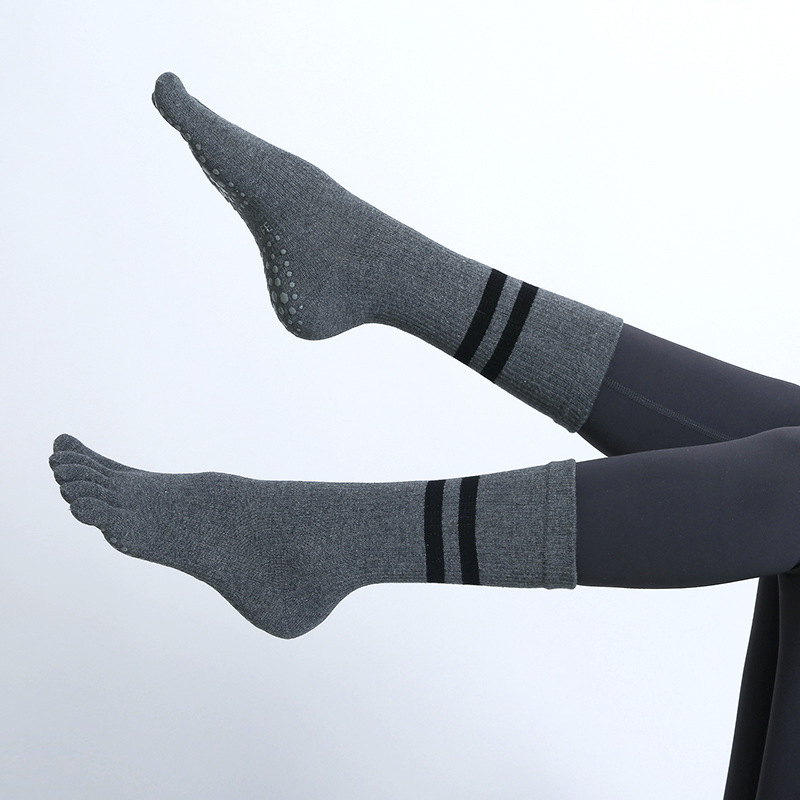 Kaus kaki Yoga anti selip, kau - Pilates Yoga Ballet ulasan dan harga